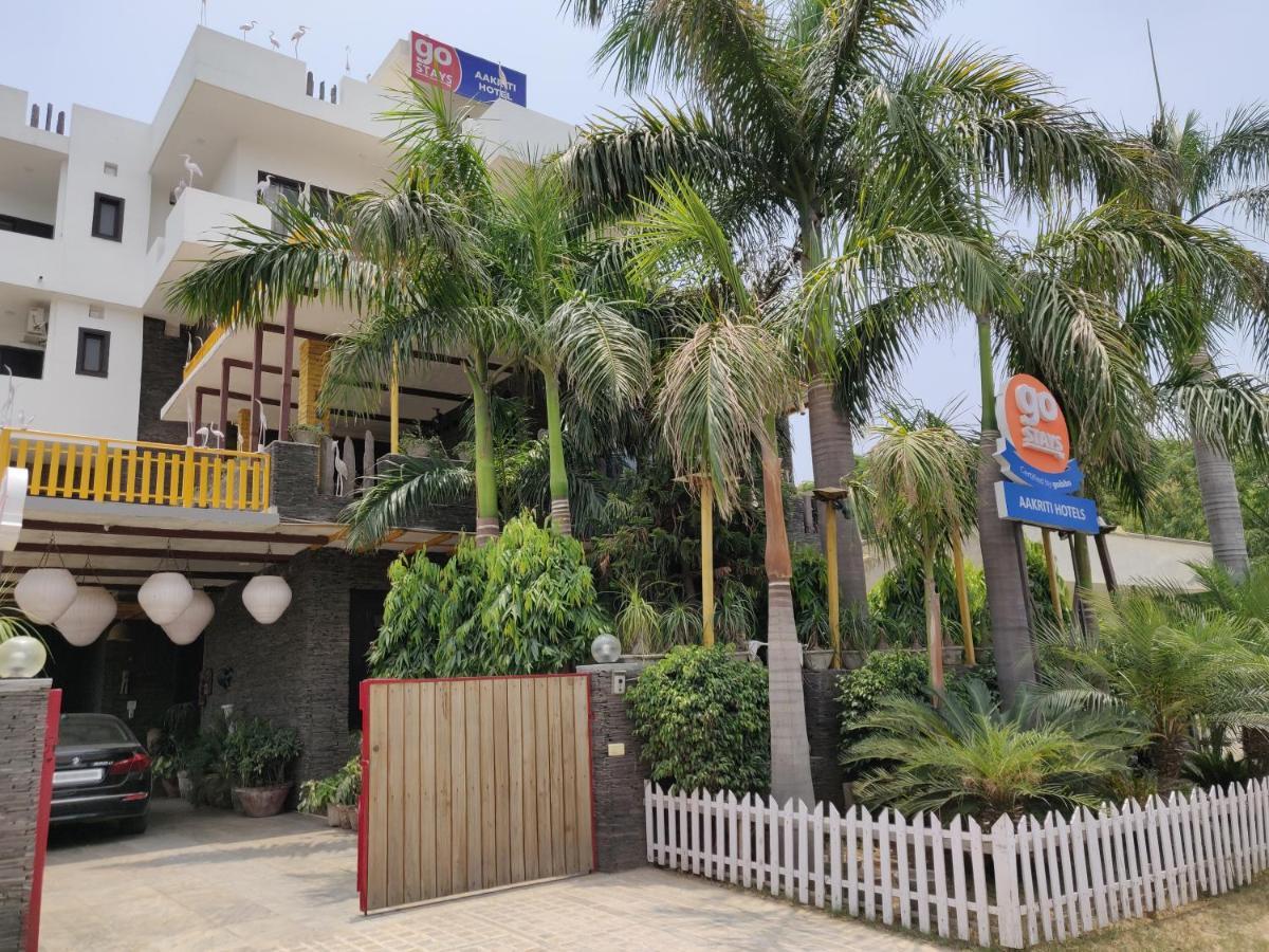 גורגאון Aakritii Hotels מראה חיצוני תמונה