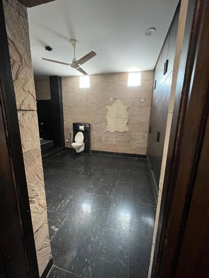 גורגאון Aakritii Hotels מראה חיצוני תמונה